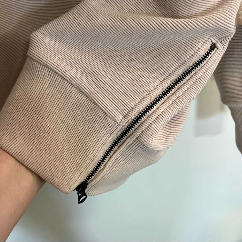 Varley Milton Sweat Pullover in Ottoman Rib - Picture 6 of 16